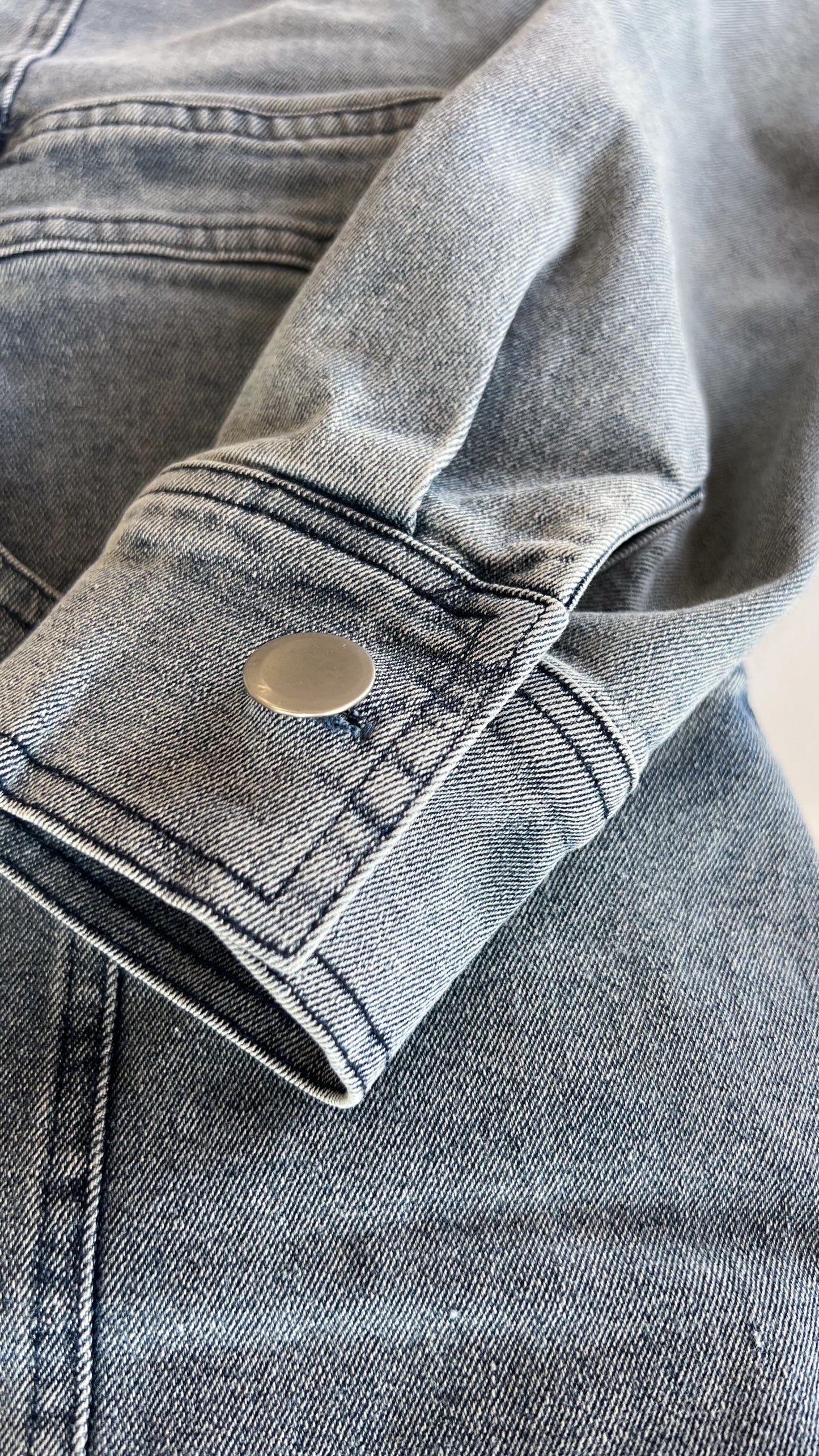 Jean midi dress with long sleeve and buttons
