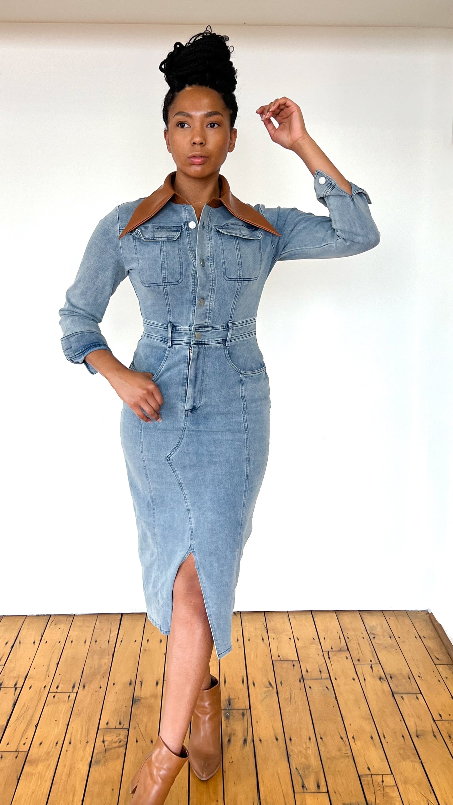 Jean midi dress with wide leather collar and front slit