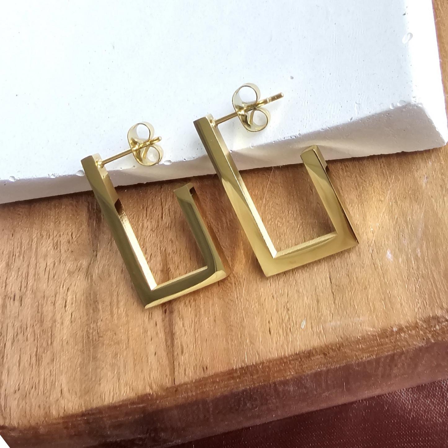 Luxe Geometric Hoop Earrings- Gold